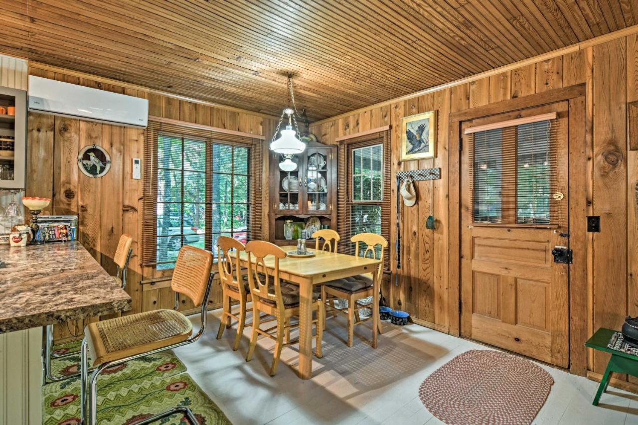 Pet-Friendly One Crow Cottage In Harbor Springs! Екстер'єр фото