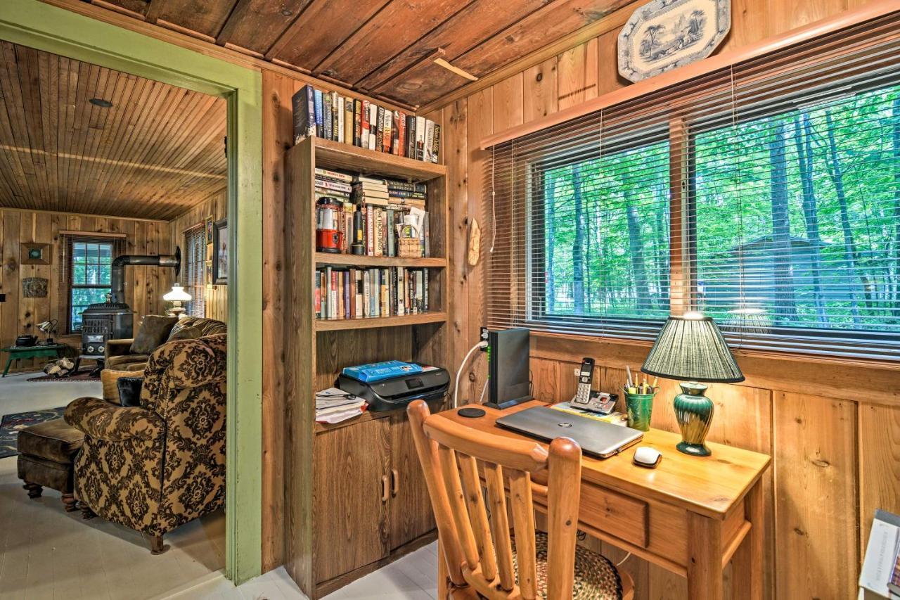 Pet-Friendly One Crow Cottage In Harbor Springs! Екстер'єр фото