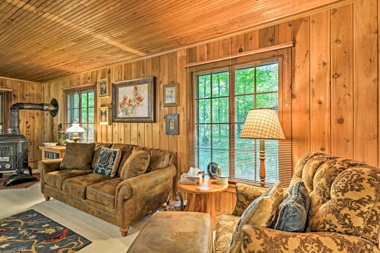 Pet-Friendly One Crow Cottage In Harbor Springs! Екстер'єр фото