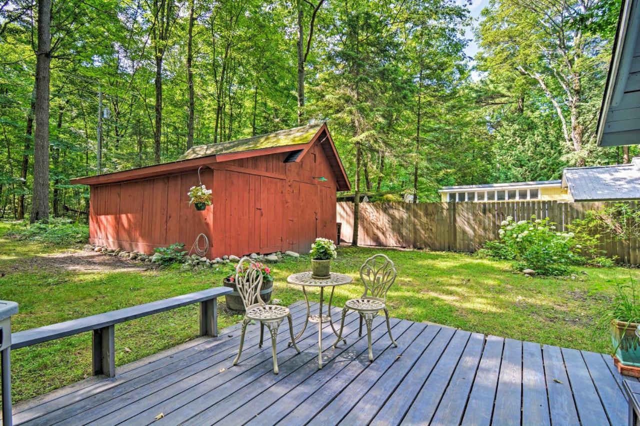 Pet-Friendly One Crow Cottage In Harbor Springs! Екстер'єр фото